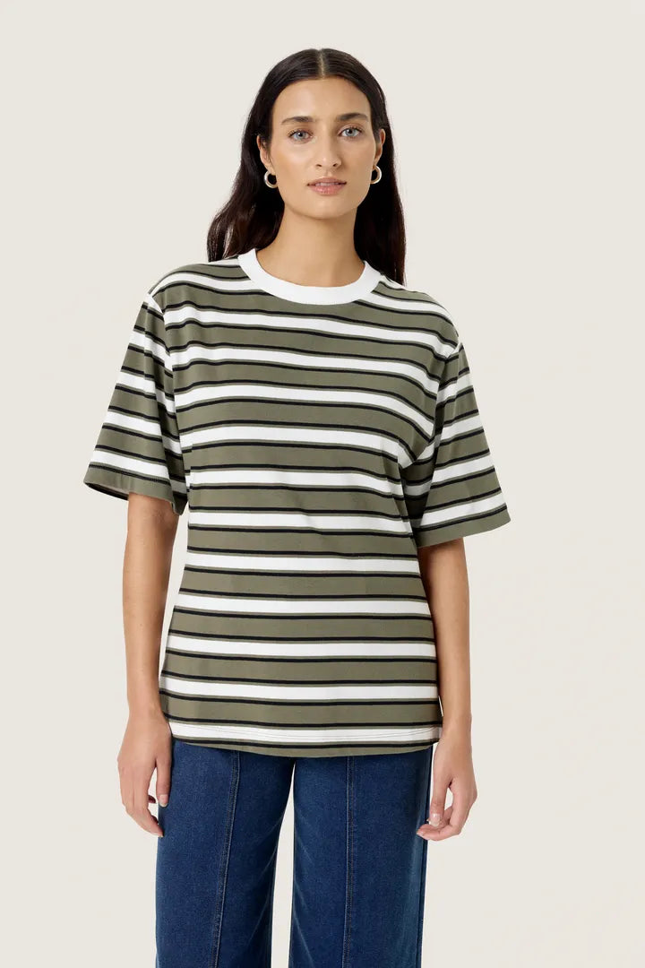 NEO COREEN TEE - SOAKED IN LUXURY