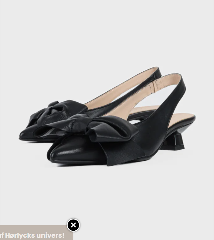 ROSE BLACK - BUKELA