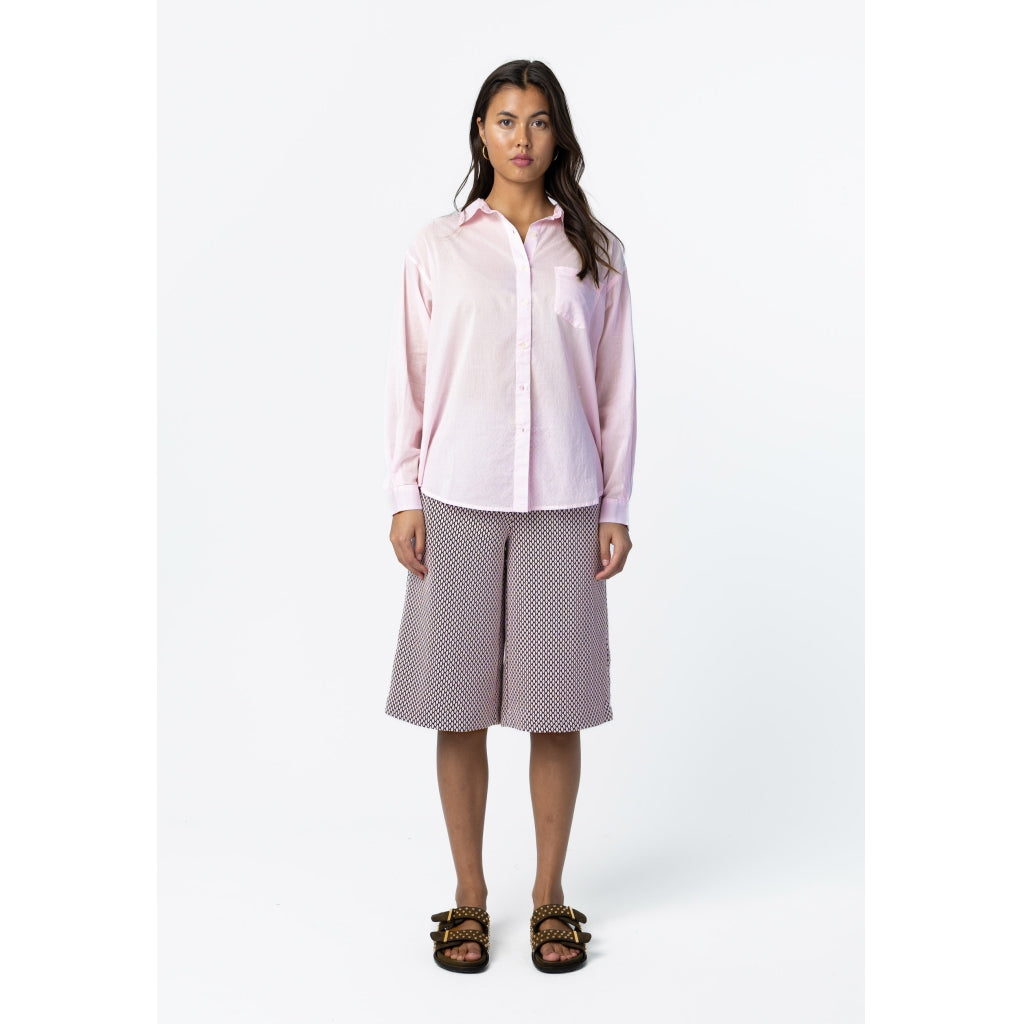 RELAXED SHIRT - LYSERØD - COSTER COPENHAGEN