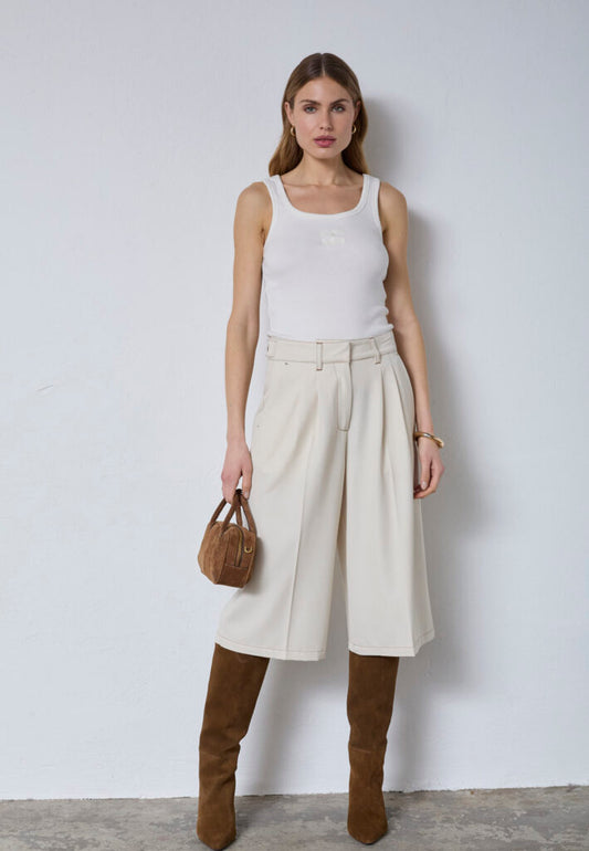 TERRY PLEAT BERMUDA - CO'COUTURE