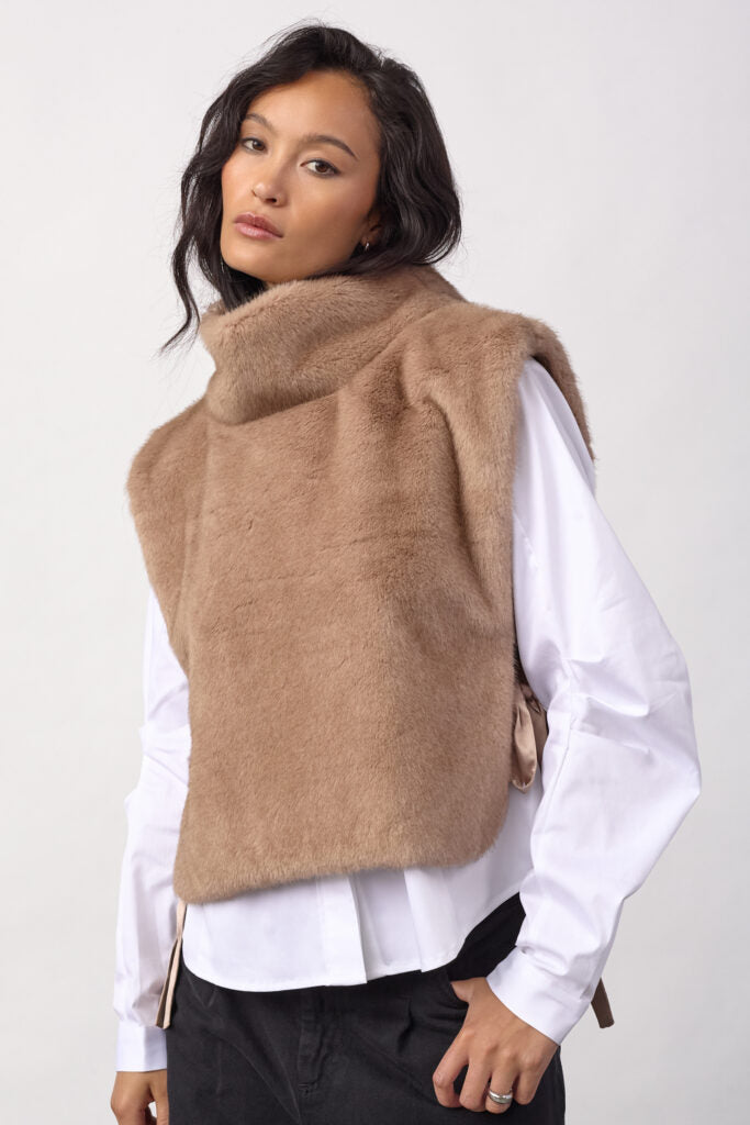 FERA FAUX VEST - CO'COUTURE
