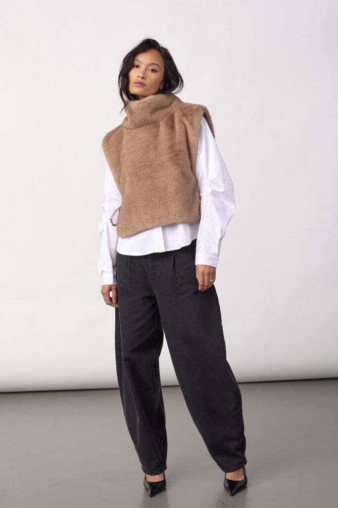 FERA FAUX VEST - CO'COUTURE