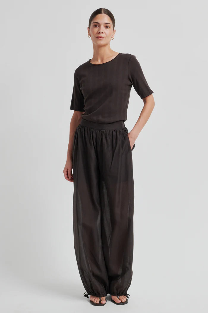 HIDIE TROUSERS - SECOND FEMALE