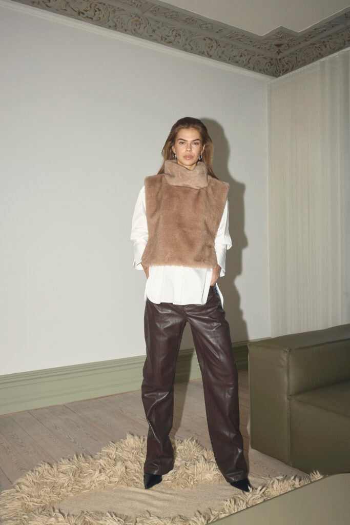 FERA FAUX VEST - CO'COUTURE