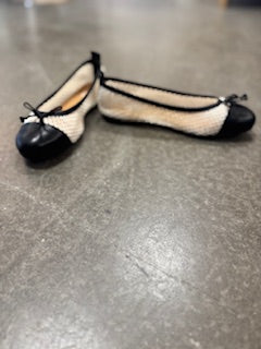 MIKA BALLARINA - PAVEMENT