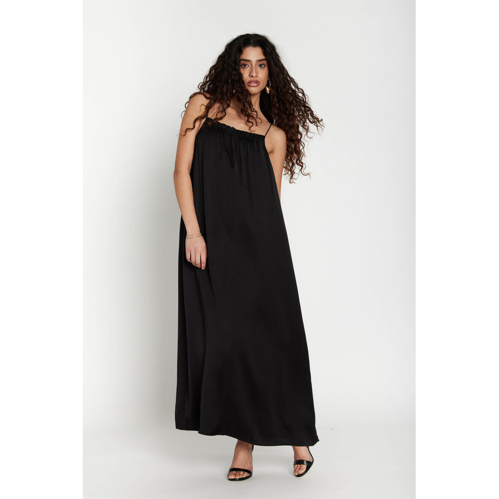 TORA DRESS  -BRUUNS BAZAAR